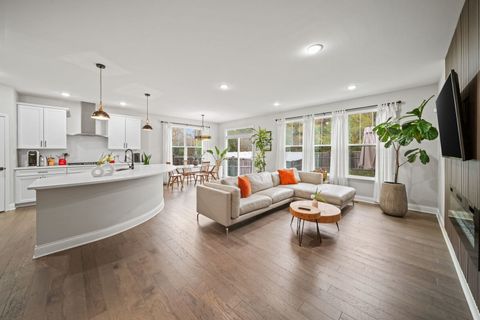 Tiny photo for 265 South Pointe Avenue, South Elgin, IL 60177 (MLS # 12511132)