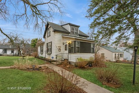 105 N Pearl Street Willow Springs IL 60480