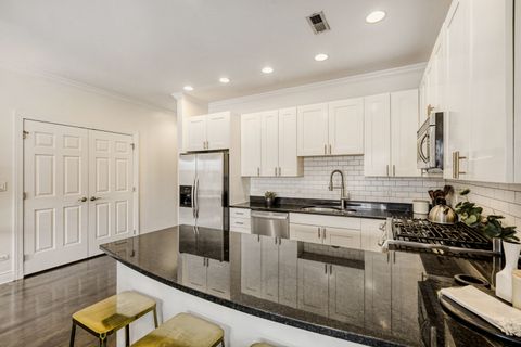 Tiny photo for 1441 N Wicker Park Avenue #3S, Chicago, IL 60622 (MLS # 12586947)