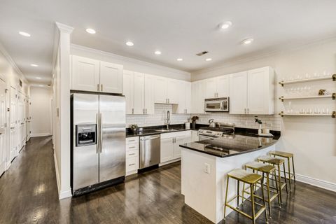 Tiny photo for 1441 N Wicker Park Avenue #3S, Chicago, IL 60622 (MLS # 12586947)