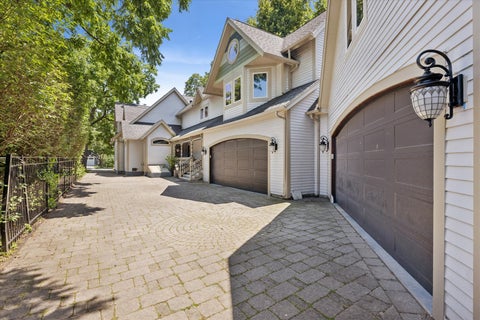 Tiny photo for Arlington Heights, IL 60004 (MLS # 12700625)