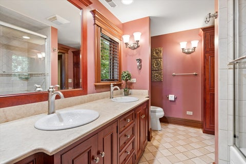Tiny photo for Arlington Heights, IL 60004 (MLS # 12700625)