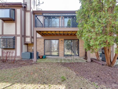 Tiny photo for 715 Elizabeth Drive #24, Wood Dale, IL 60191 (MLS # 12600576)