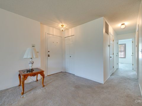 Tiny photo for 715 Elizabeth Drive #24, Wood Dale, IL 60191 (MLS # 12600576)
