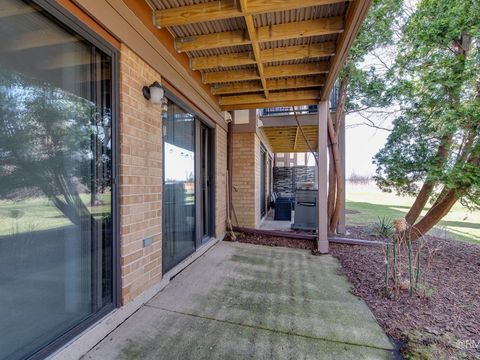 Tiny photo for 715 Elizabeth Drive #24, Wood Dale, IL 60191 (MLS # 12600576)