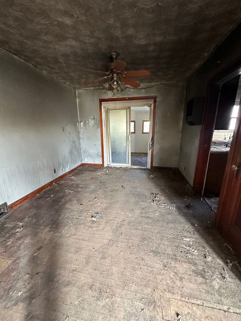 Tiny photo for 708 W 12th Street, Sterling, IL 61081 (MLS # 12508607)