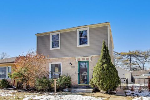 8132 Kolmar Avenue, Skokie, IL 60076 - #: 12564665