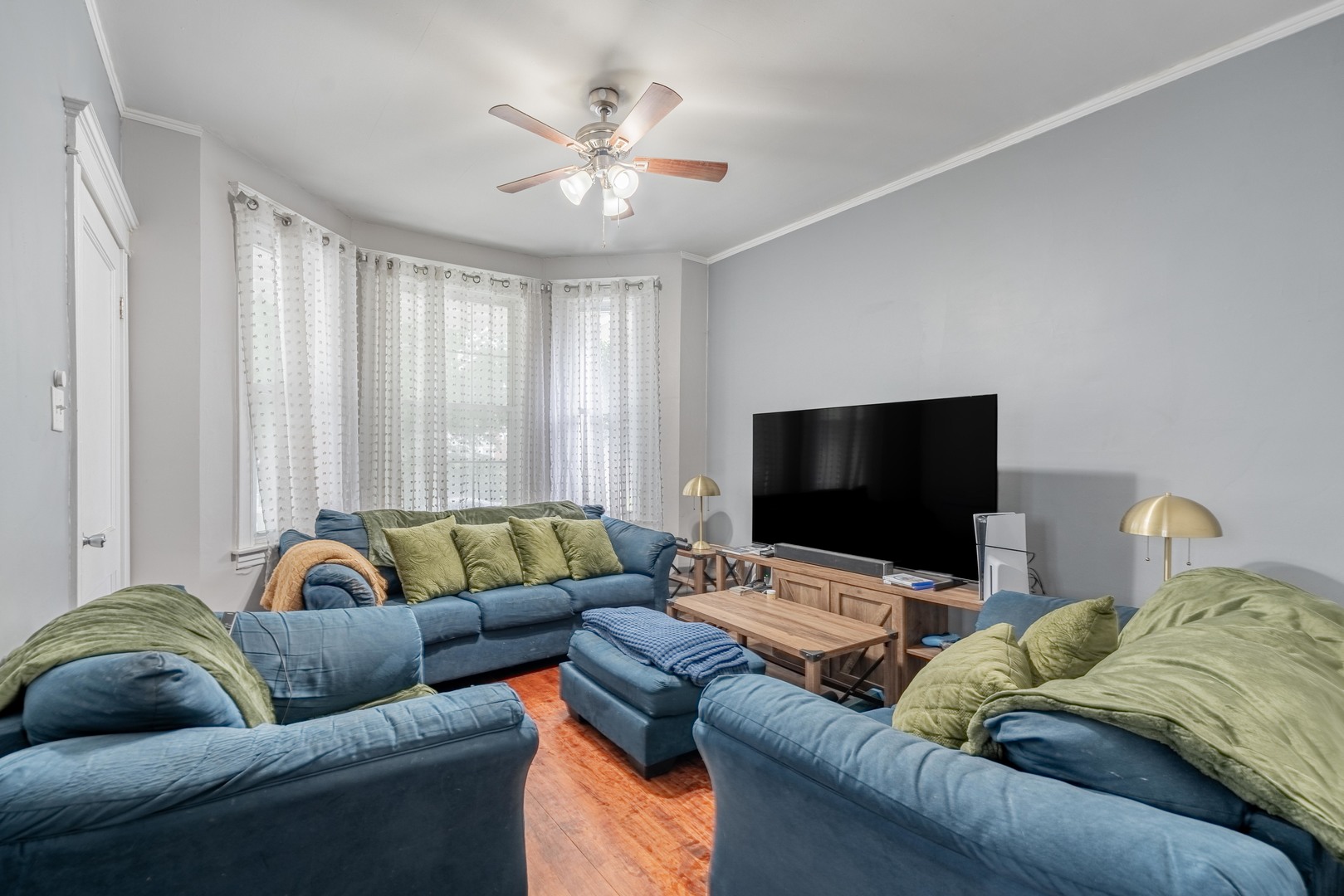 1806 S 57th Court