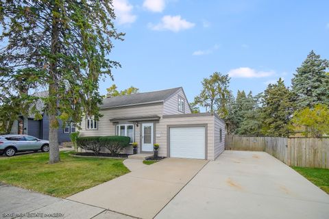 Tiny photo for 9018 Roach Avenue, Brookfield, IL 60513 (MLS # 12526295)