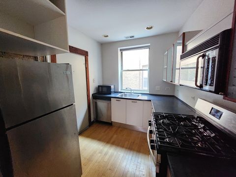 Tiny photo for 136 Clyde Avenue #2S, Evanston, IL 60202 (MLS # 12487396)