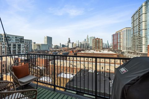 Tiny photo for 320 E 21ST Street #606, Chicago, IL 60616 (MLS # 12570015)