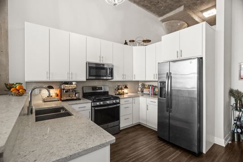 Tiny photo for 320 E 21ST Street #606, Chicago, IL 60616 (MLS # 12570015)