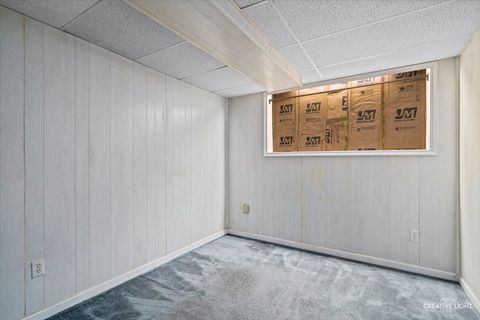 Tiny photo for 910 Southbridge Drive, Aurora, IL 60506 (MLS # 12529686)