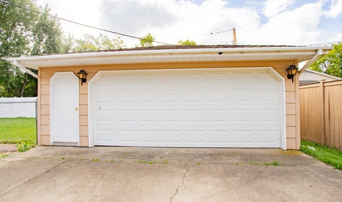 Tiny photo for 255 W Walnut Avenue, Des Plaines, IL 60016 (MLS # 12768523)