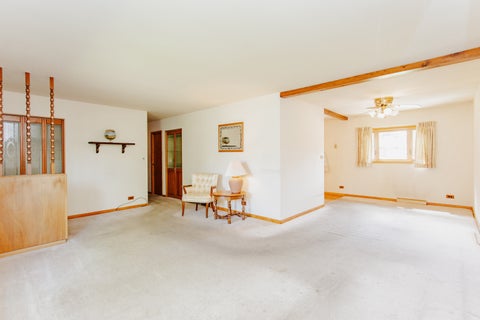 Tiny photo for 255 W Walnut Avenue, Des Plaines, IL 60016 (MLS # 12768523)