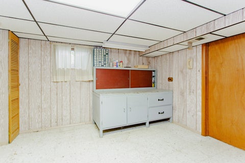 Tiny photo for 255 W Walnut Avenue, Des Plaines, IL 60016 (MLS # 12768523)