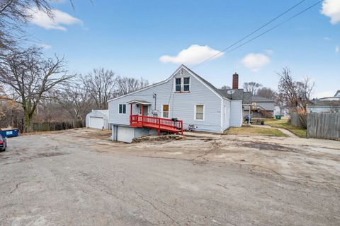 Tiny photo for 136 W 18th Street, Lockport, IL 60441 (MLS # 12544315)