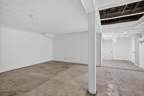 Tiny photo for 136 W 18th Street, Lockport, IL 60441 (MLS # 12544315)