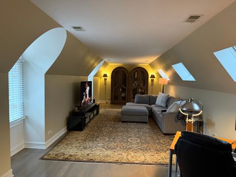 Tiny photo for 5561 S Oak Street, Hinsdale, IL 60521 (MLS # 12387400)