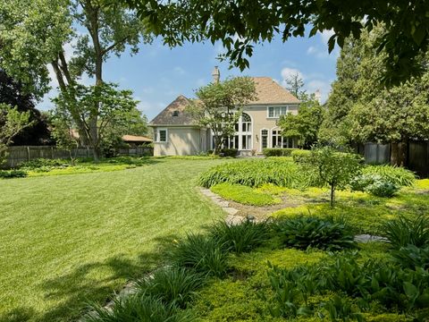 Tiny photo for 5561 S Oak Street, Hinsdale, IL 60521 (MLS # 12387400)