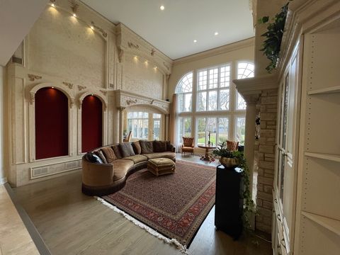 Tiny photo for 5561 S Oak Street, Hinsdale, IL 60521 (MLS # 12387400)