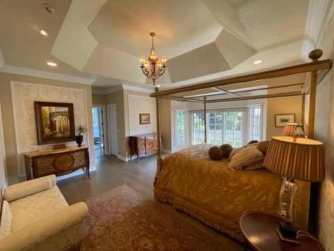 Tiny photo for 5561 S Oak Street, Hinsdale, IL 60521 (MLS # 12387400)