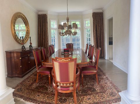 Tiny photo for 5561 S Oak Street, Hinsdale, IL 60521 (MLS # 12387400)