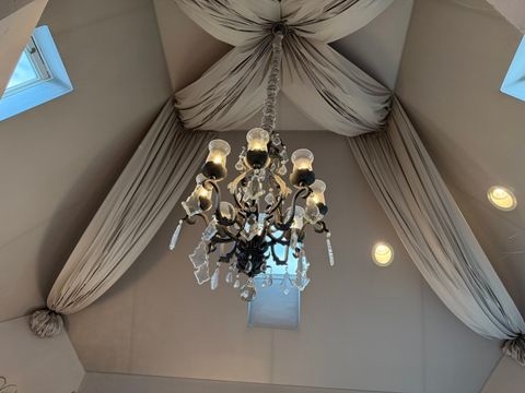 Tiny photo for 5561 S Oak Street, Hinsdale, IL 60521 (MLS # 12387400)