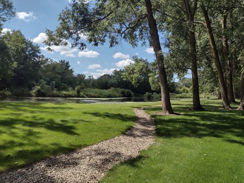 Tiny photo for 2461 Tall Oaks Drive, Elgin, IL 60123 (MLS # 12482574)