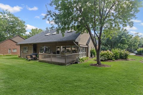 Tiny photo for 2461 Tall Oaks Drive, Elgin, IL 60123 (MLS # 12482574)