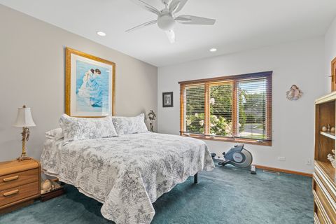 Tiny photo for 2461 Tall Oaks Drive, Elgin, IL 60123 (MLS # 12482574)