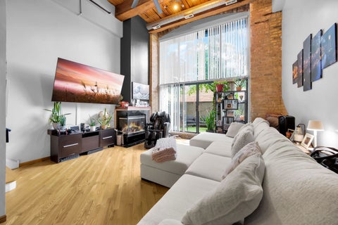 Tiny photo for 2614 N Clybourn Avenue #106, Chicago, IL 60614 (MLS # 12776331)