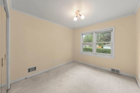 Tiny photo for 8950 Ewing Avenue, Evanston, IL 60203 (MLS # 12503085)