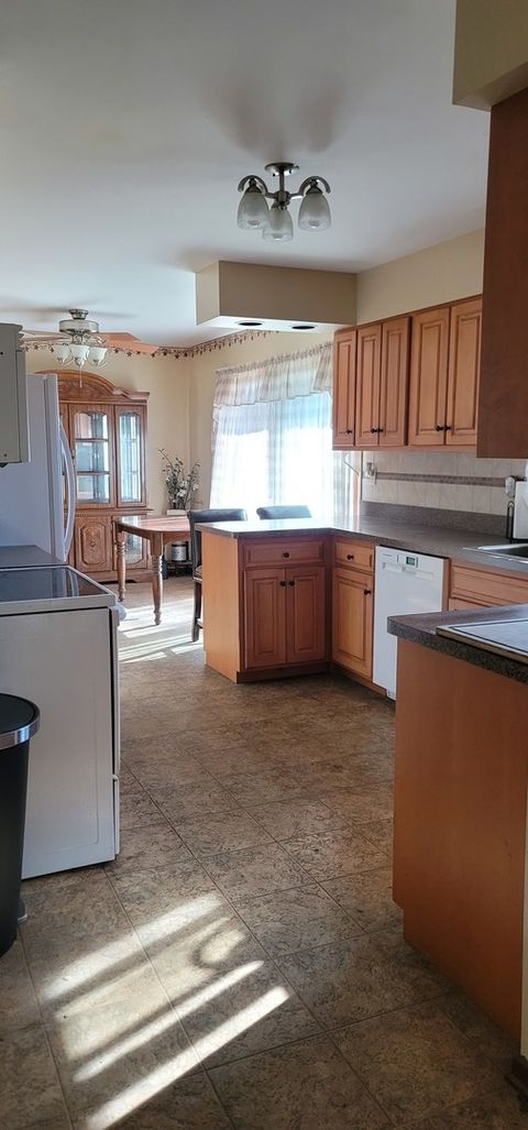 Tiny photo for 81 Lillian Lane, Yorkville, IL 60560 (MLS # 12513886)