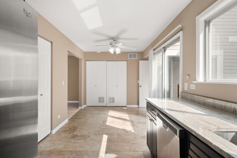Tiny photo for 371 Le Parc Circle, Buffalo Grove, IL 60089 (MLS # 12606663)