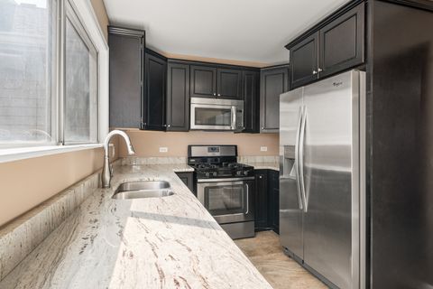 Tiny photo for 371 Le Parc Circle, Buffalo Grove, IL 60089 (MLS # 12606663)