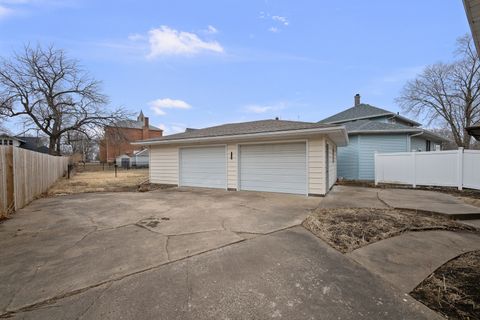 Tiny photo for 113 W South Street, Geneseo, IL 61254 (MLS # 12584672)