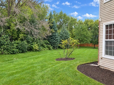 Tiny photo for 2534 Evergreen Circle, McHenry, IL 60050 (MLS # 12761528)