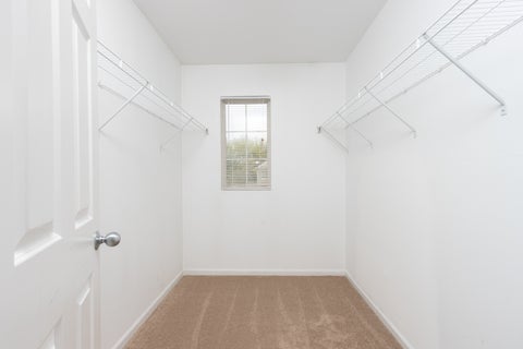 Tiny photo for 2534 Evergreen Circle, McHenry, IL 60050 (MLS # 12761528)