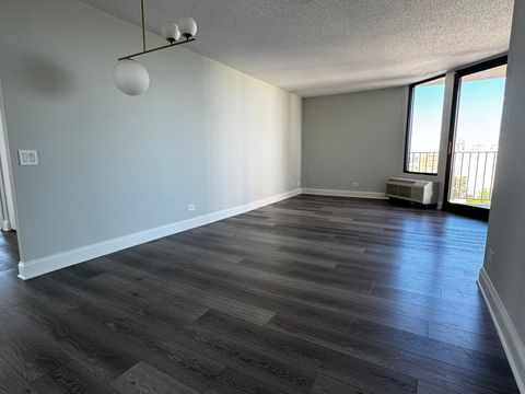 Tiny photo for 5320 N Sheridan Road #2109, Chicago, IL 60640 (MLS # 12528614)