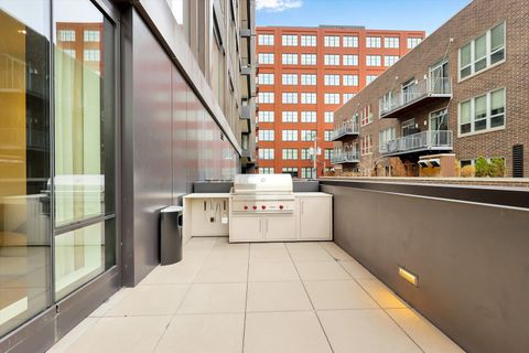 Tiny photo for 21 N May Street #501, Chicago, IL 60607 (MLS # 12615855)