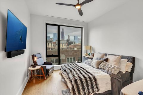 Tiny photo for 21 N May Street #501, Chicago, IL 60607 (MLS # 12615855)