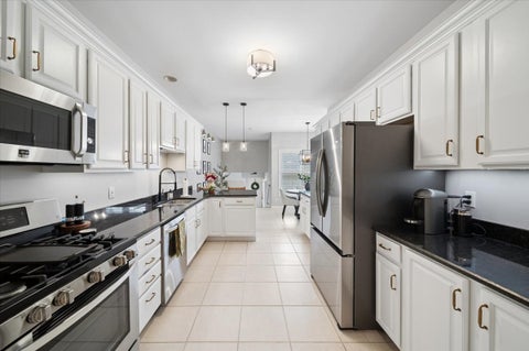 Tiny photo for 39W423 Herrington Boulevard, Geneva, IL 60134 (MLS # 12712115)