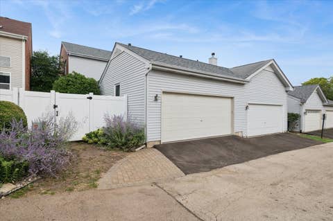 Tiny photo for 39W423 Herrington Boulevard, Geneva, IL 60134 (MLS # 12712115)