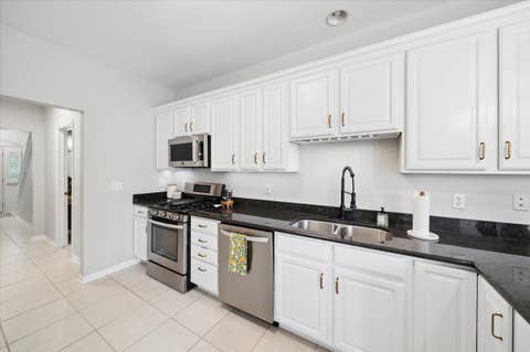 Tiny photo for 39W423 Herrington Boulevard, Geneva, IL 60134 (MLS # 12712115)