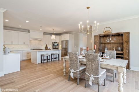 Tiny photo for Willowbrook, IL 60527 (MLS # 12562149)