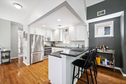 Tiny photo for 3223 N SEMINARY Avenue #3, Chicago, IL 60657 (MLS # 12490235)