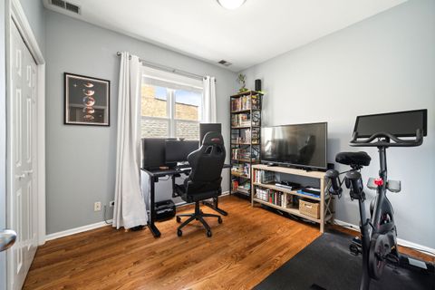 Tiny photo for 3223 N SEMINARY Avenue #3, Chicago, IL 60657 (MLS # 12490235)