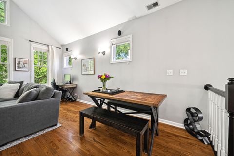 Tiny photo for 3223 N SEMINARY Avenue #3, Chicago, IL 60657 (MLS # 12490235)