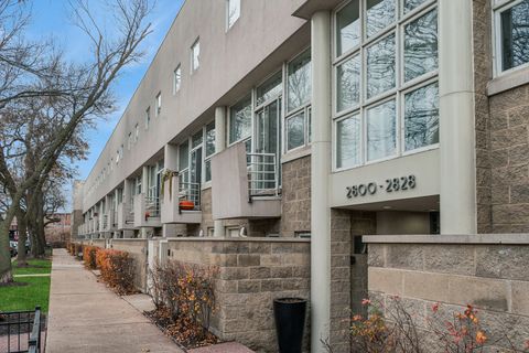 Photo of 2826 N Talman Avenue #A, Chicago, IL 60618 (MLS # 12516325)